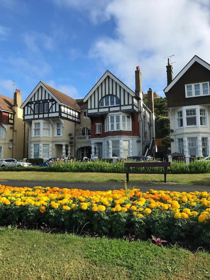 Elegant Spacious Seaside Apartment St Leonards-on-Sea Экстерьер фото