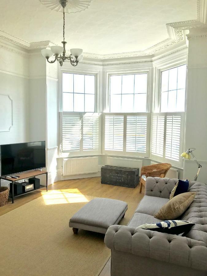 Elegant Spacious Seaside Apartment St Leonards-on-Sea Экстерьер фото